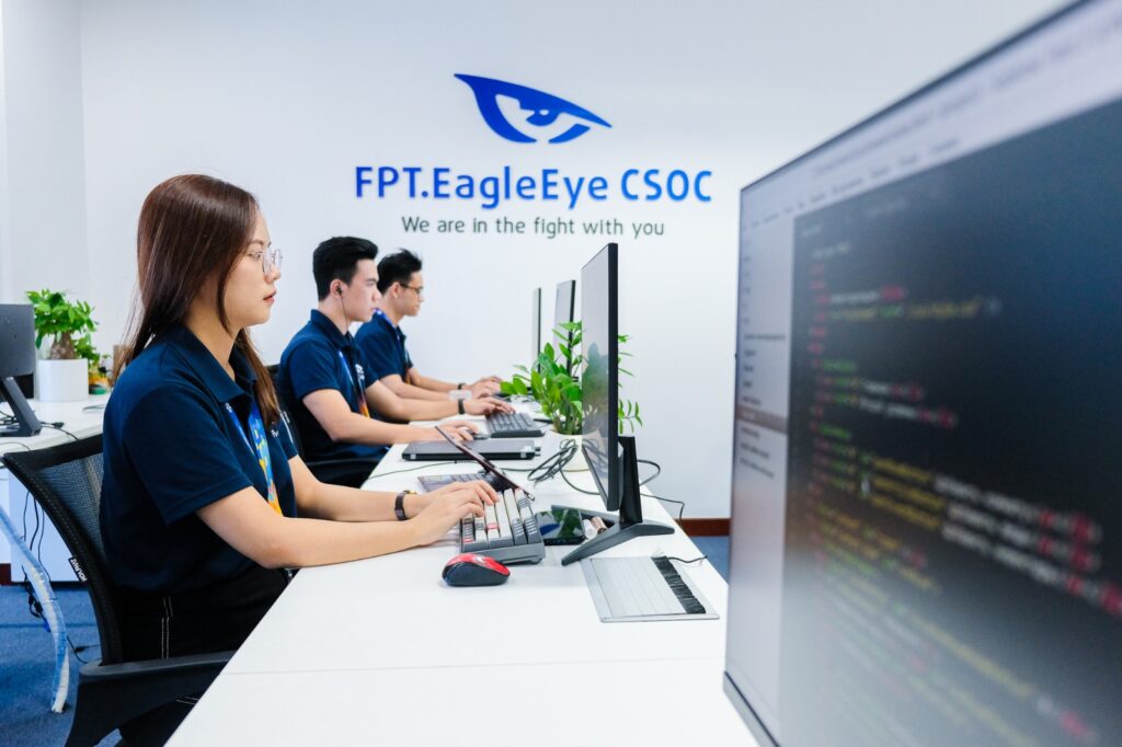 FPT IS lọt Top 5 doanh nghiệp Việt Nam về giám sát và ứng cứu sự cố an toàn thông tin mạng 2021